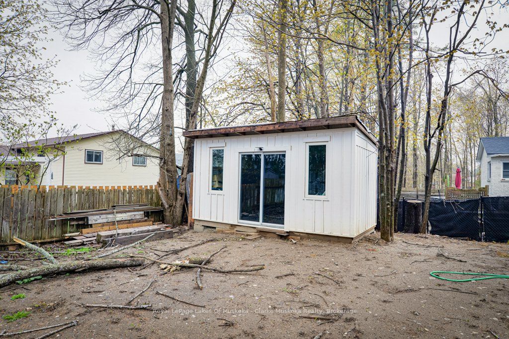 8 Edna Street Property Photo 14