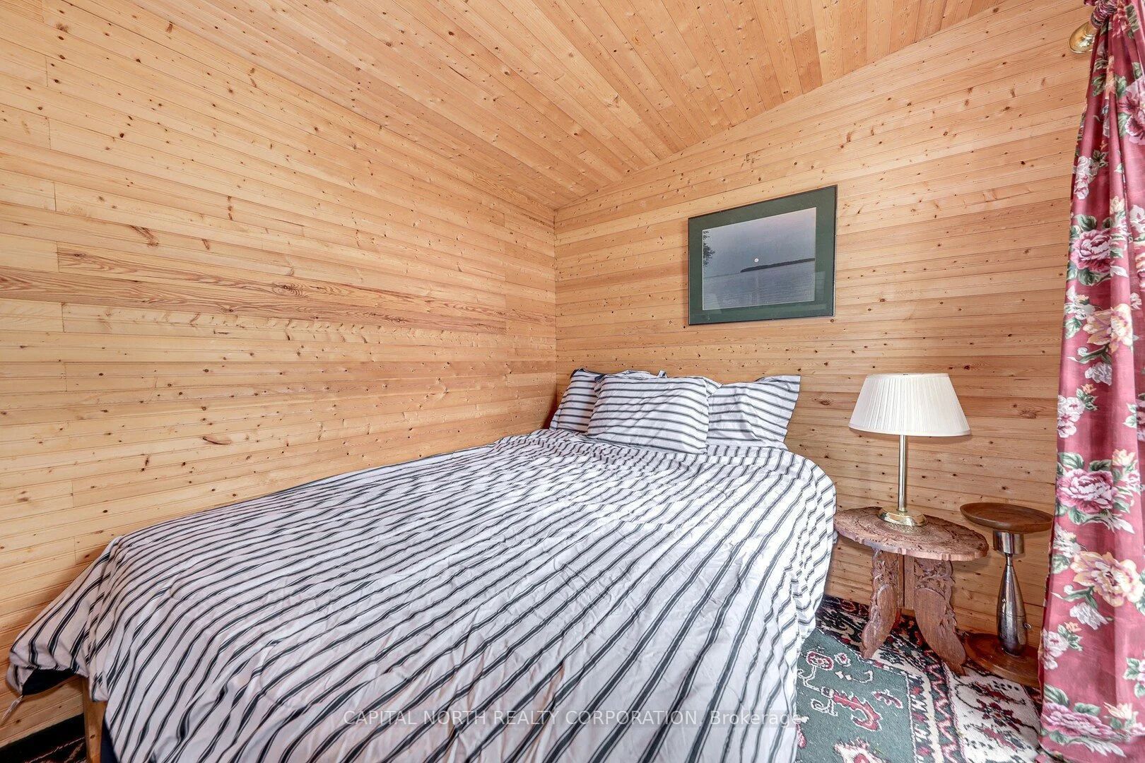 1342 Black Beach Lane Property Photo 6