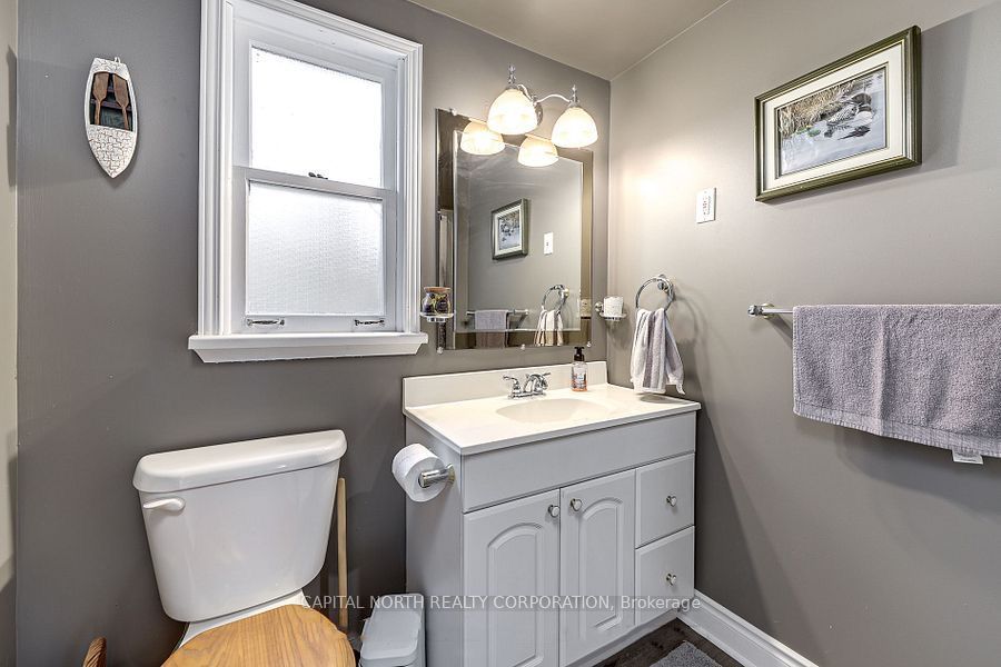 1342 Black Beach Lane Property Photo 8