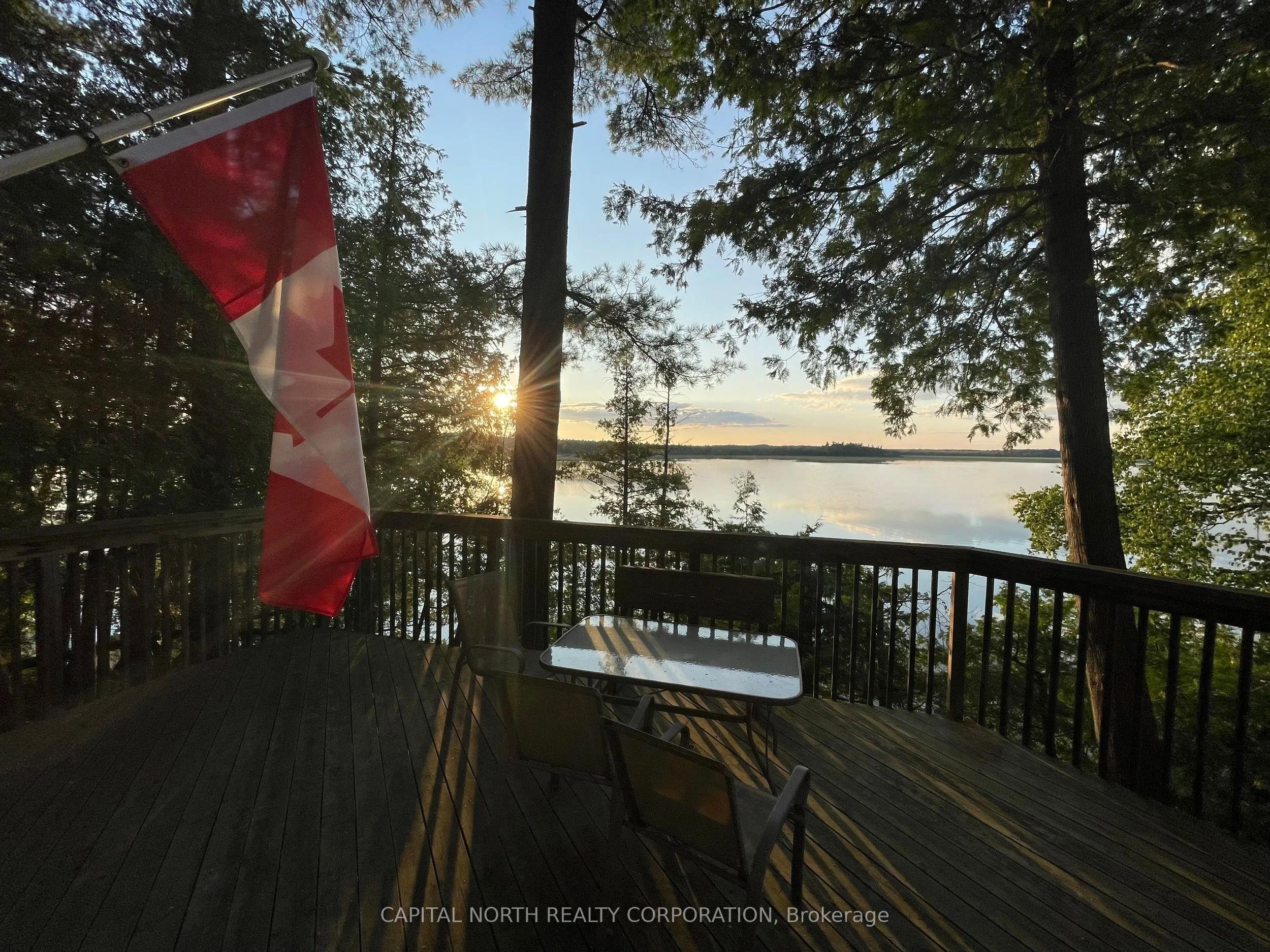 1342 Black Beach Lane Property Photo 9