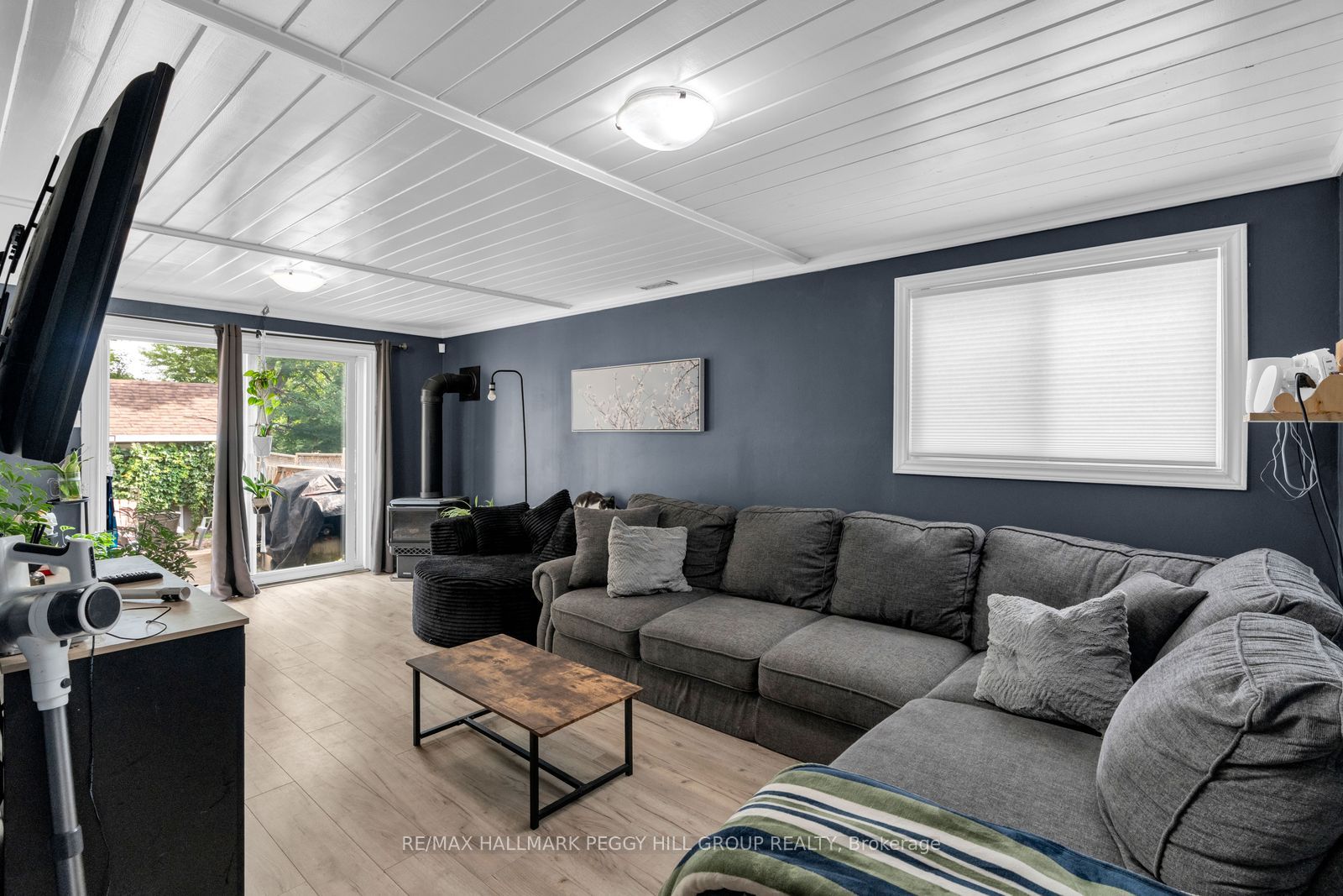 211 Hickling Trail Property Photo 4