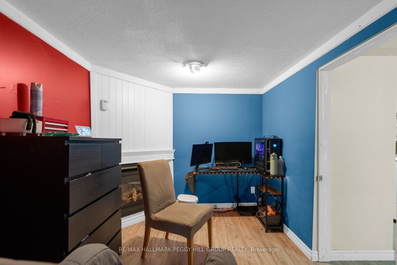 211 Hickling Trail Property Photo 14