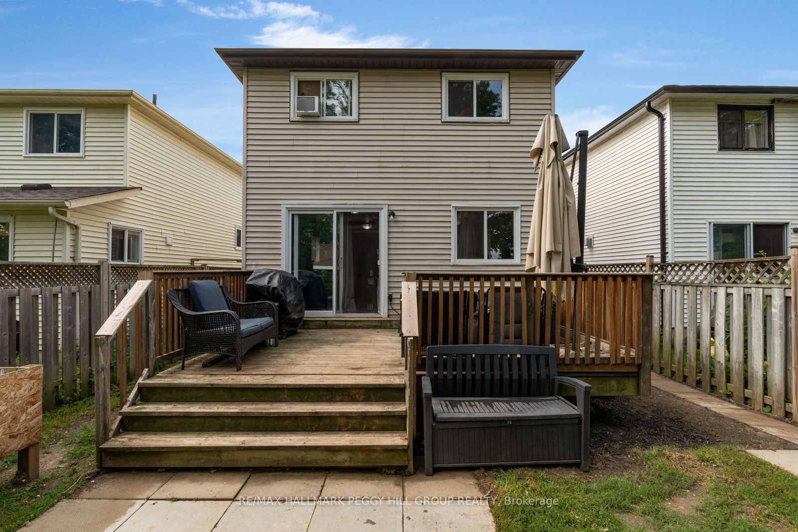 211 Hickling Trail Property Photo 16