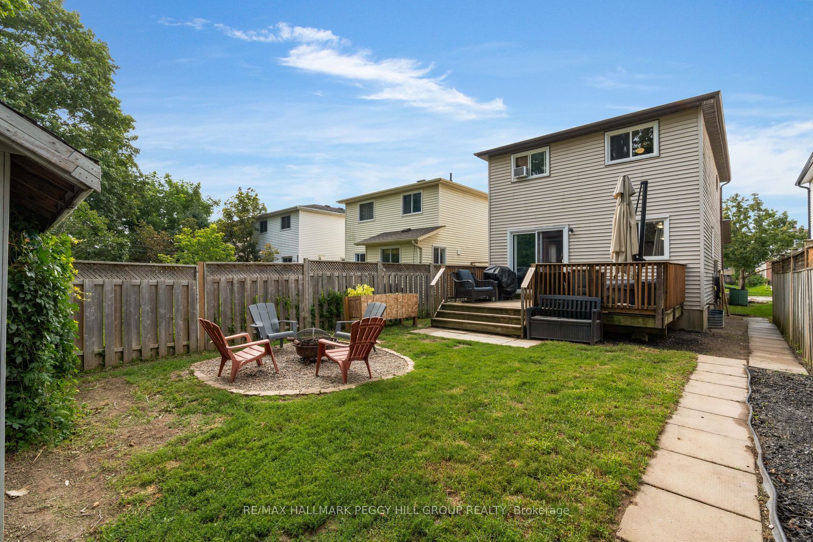 211 Hickling Trail Property Photo 17