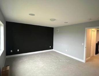 39 Stately Drive Property Photo 6