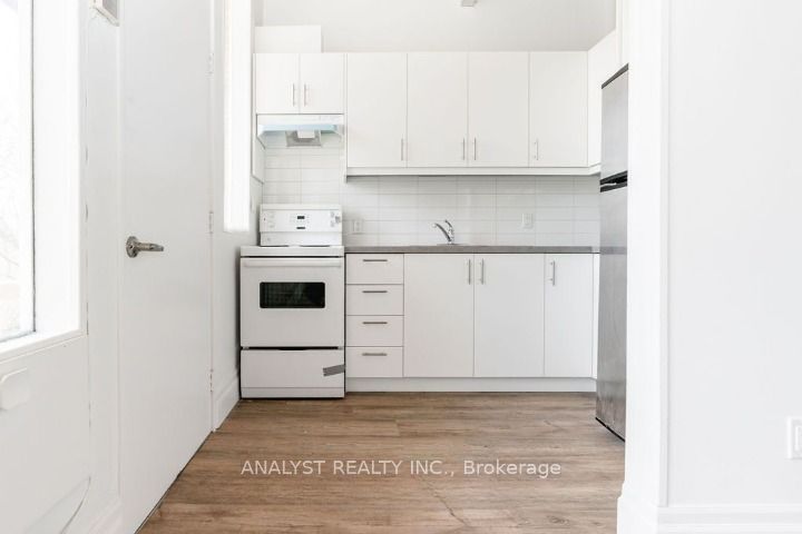 37 Donald Street Property Photo 8