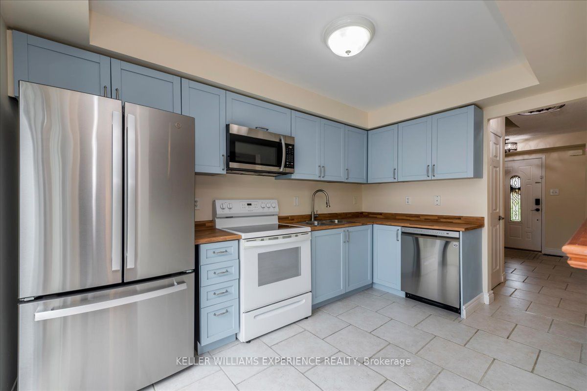 10 Sunset Place Property Photo 3