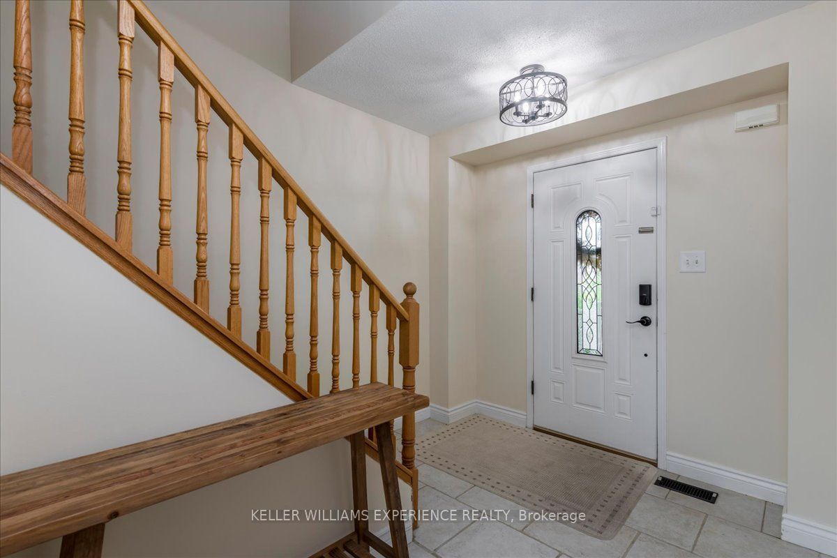 10 Sunset Place Property Photo 13