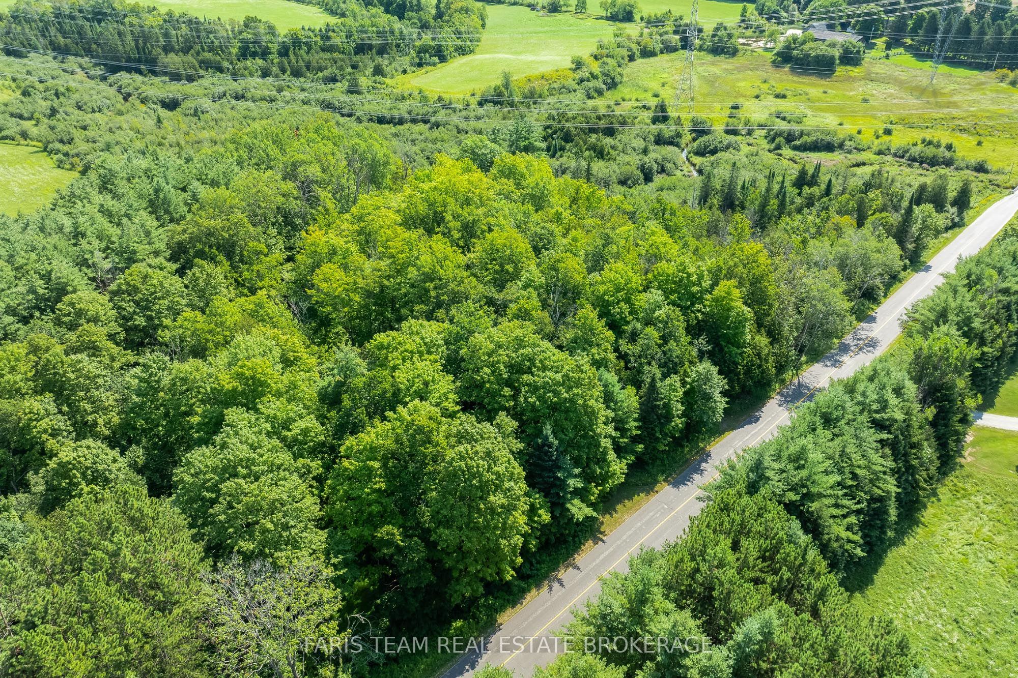 5609 Line 4 N Property Photo 4