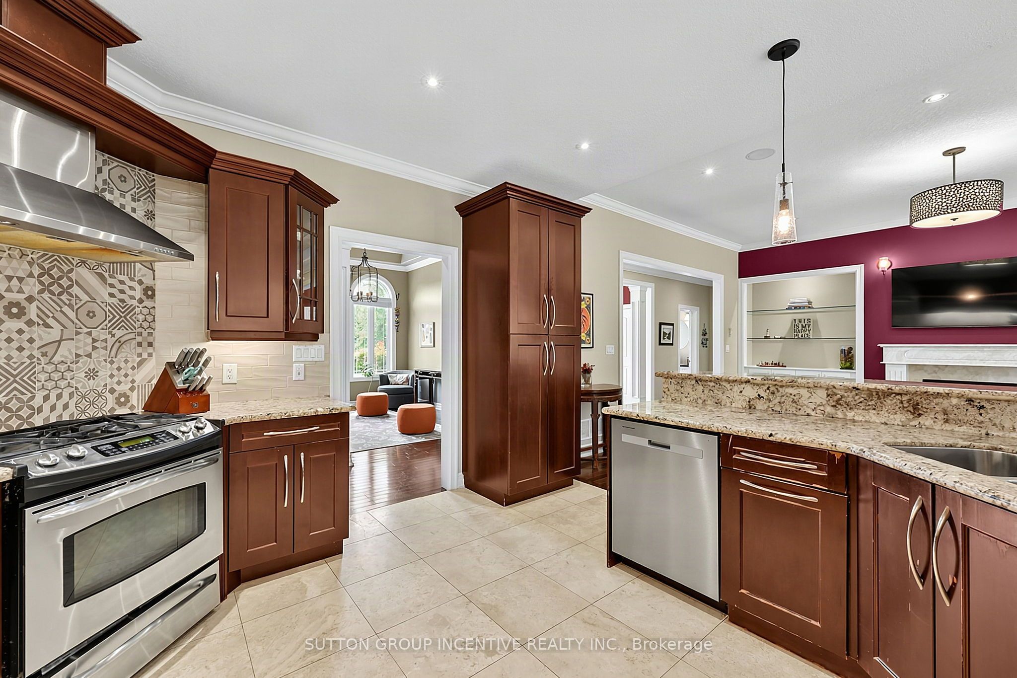 18 Lloyd Cook Drive W Property Photo 21