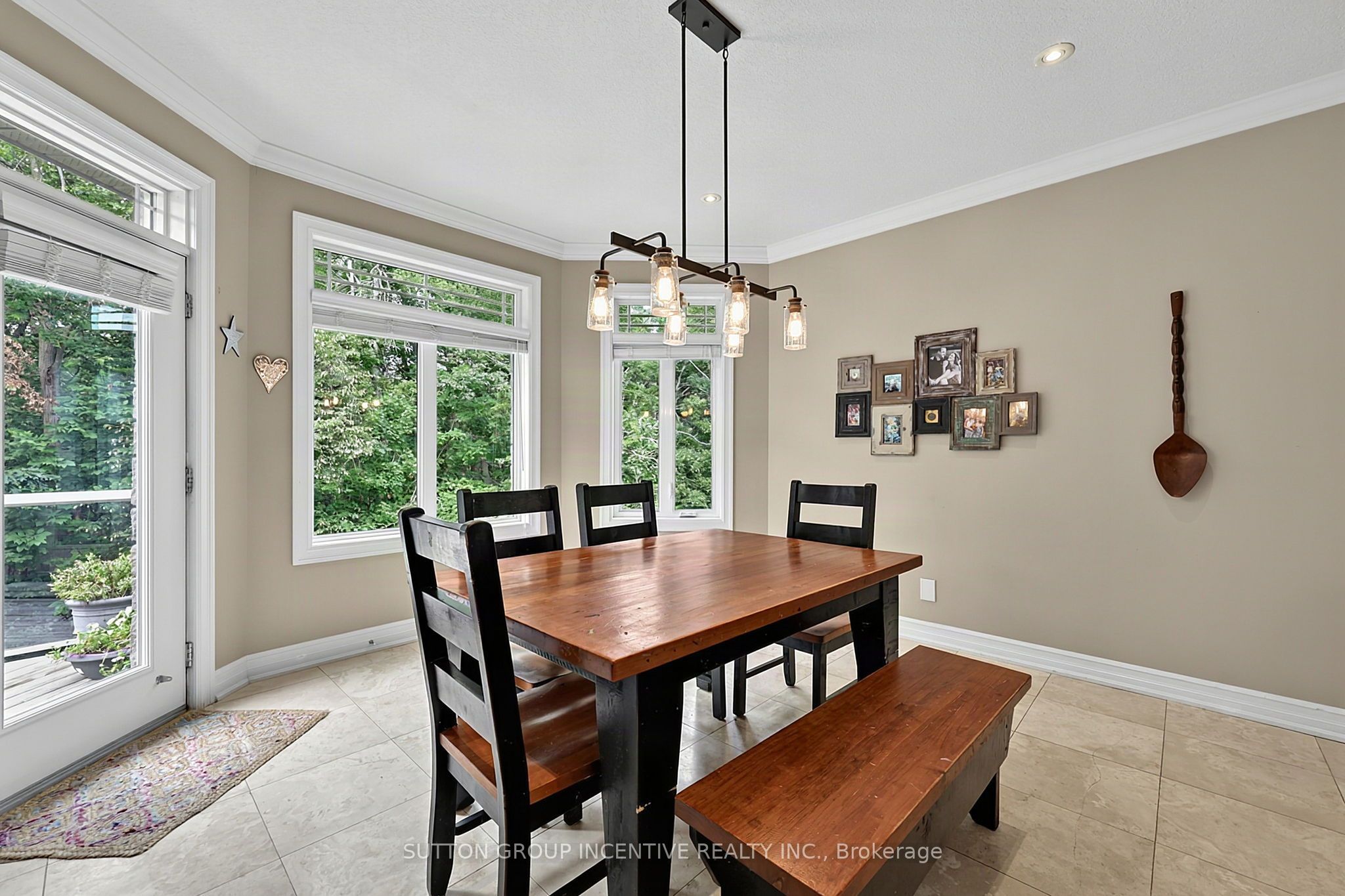 18 Lloyd Cook Drive W Property Photo 27