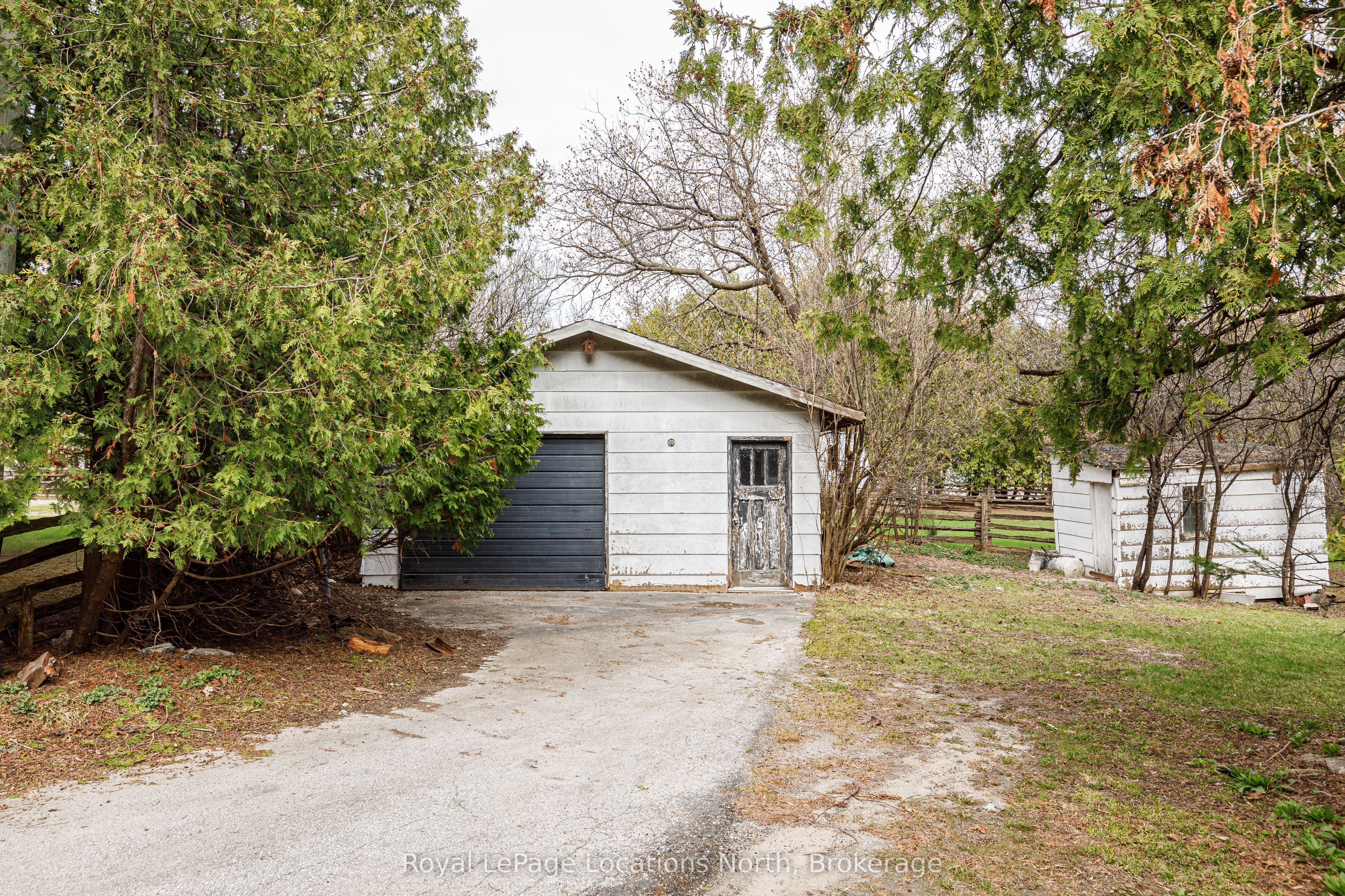 21 Eva Crescent Property Photo 8