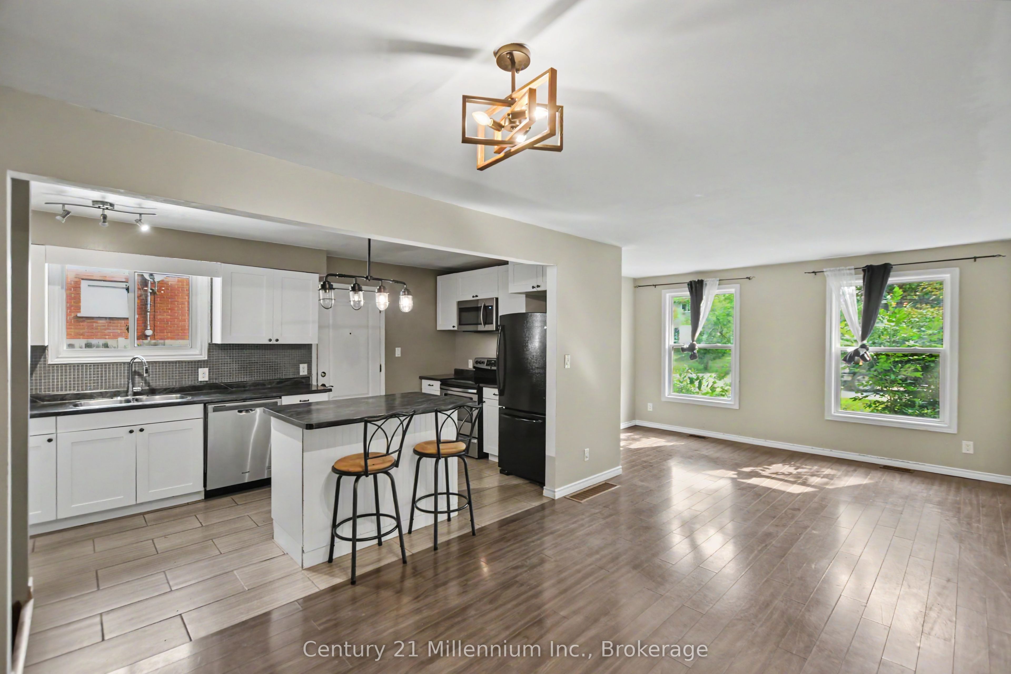 408 Walnut Street Property Photo 14
