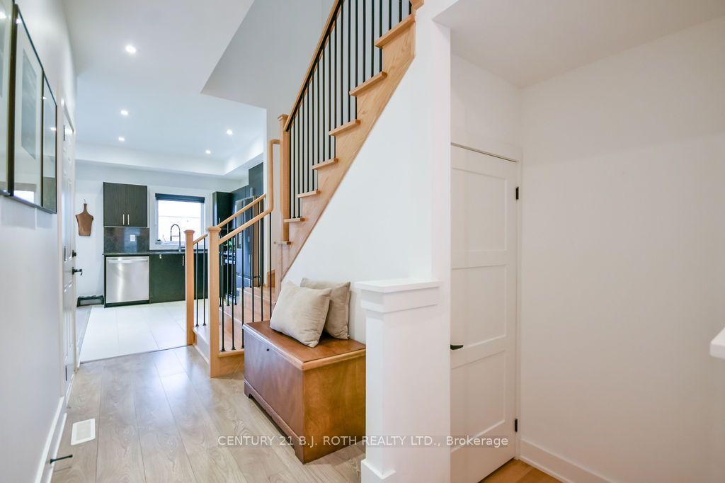 35 Pumpkin Corner Crescent Property Photo 8