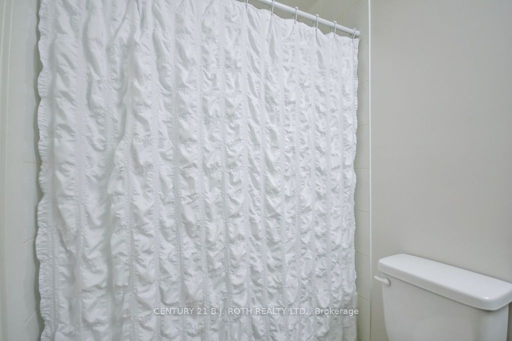 35 Pumpkin Corner Crescent Property Photo 26
