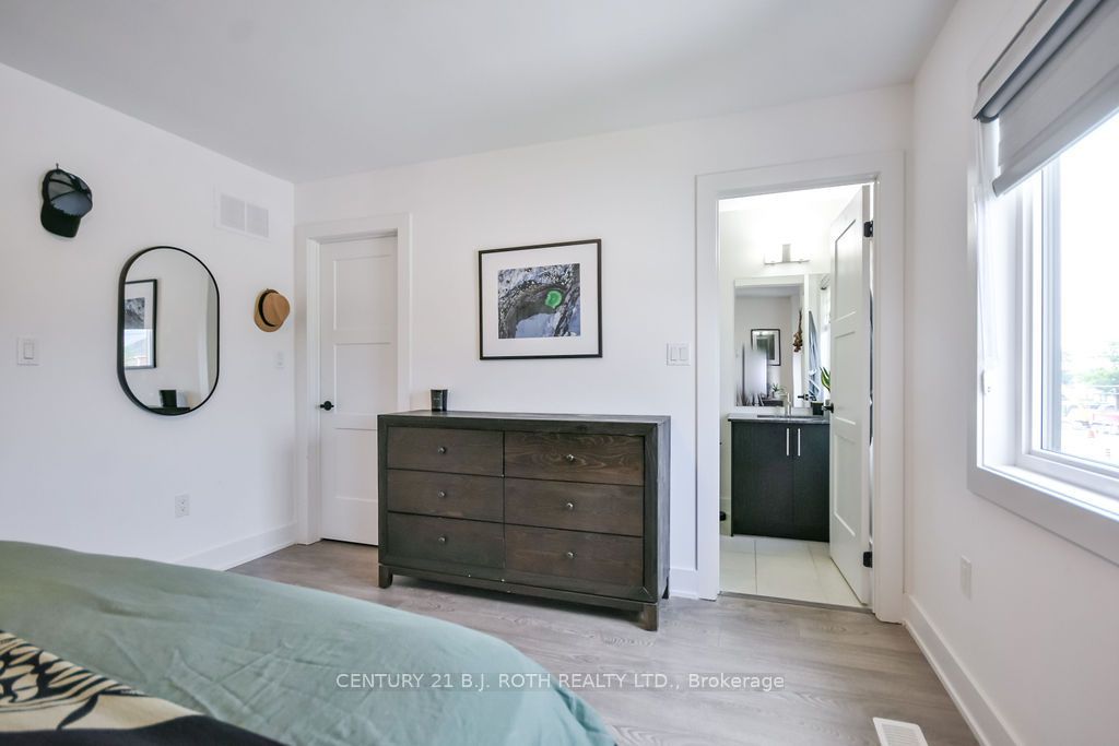 35 Pumpkin Corner Crescent Property Photo 31