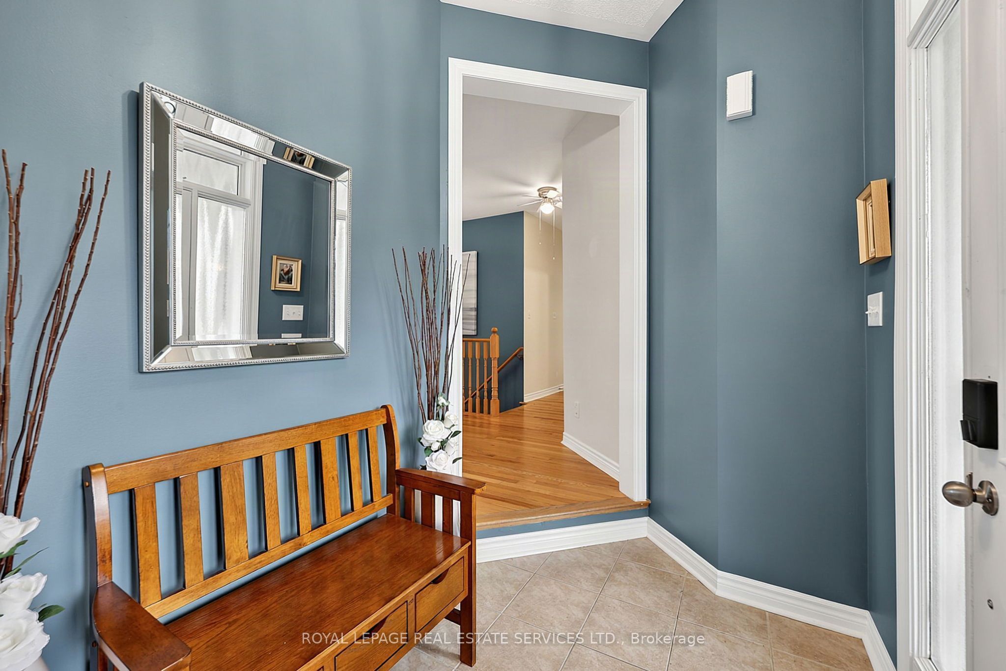 17 Leeward Circle Property Photo 4