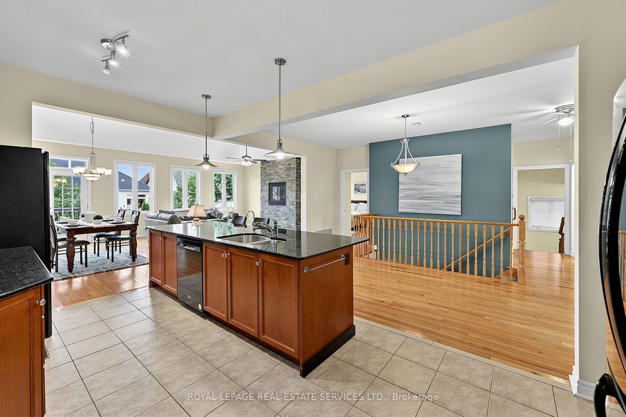 17 Leeward Circle Property Photo 12