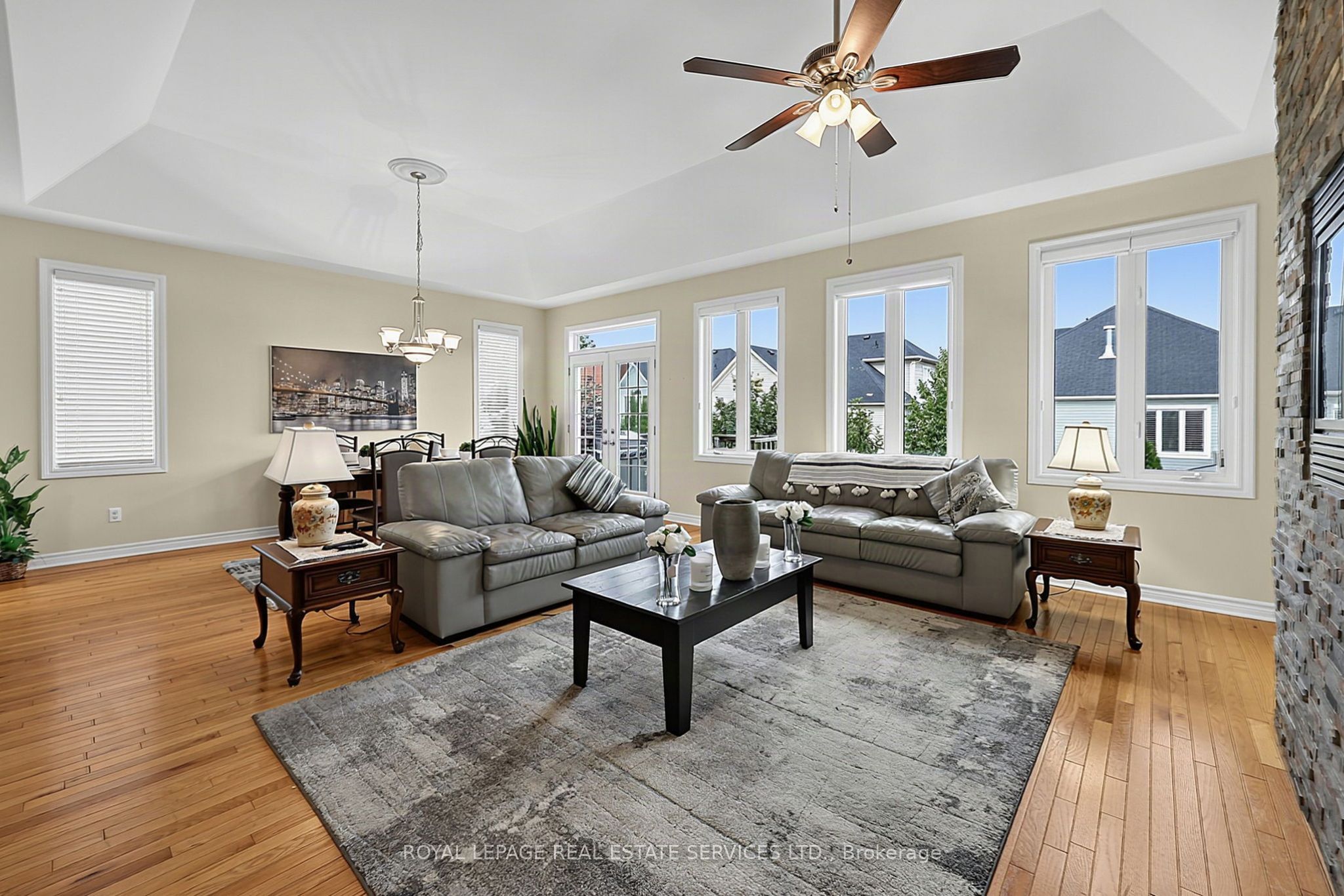 17 Leeward Circle Property Photo 16