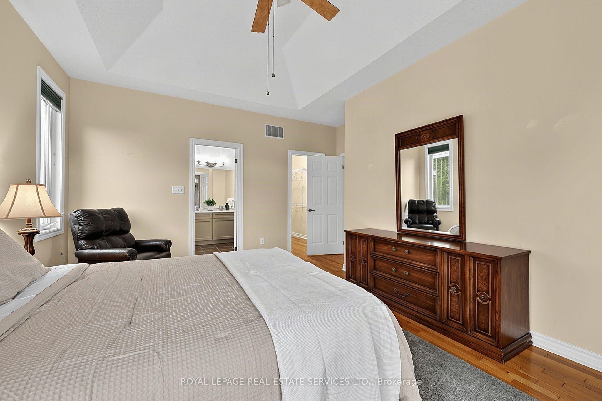 17 Leeward Circle Property Photo 22