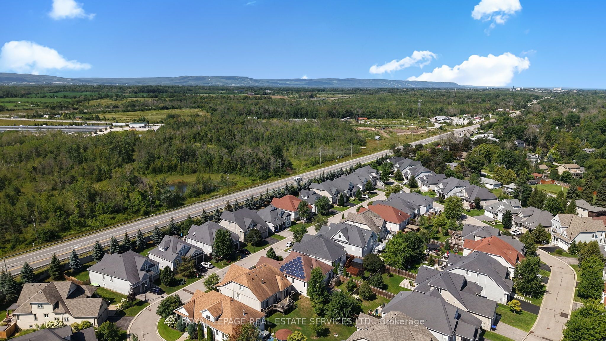 17 Leeward Circle Property Photo 38