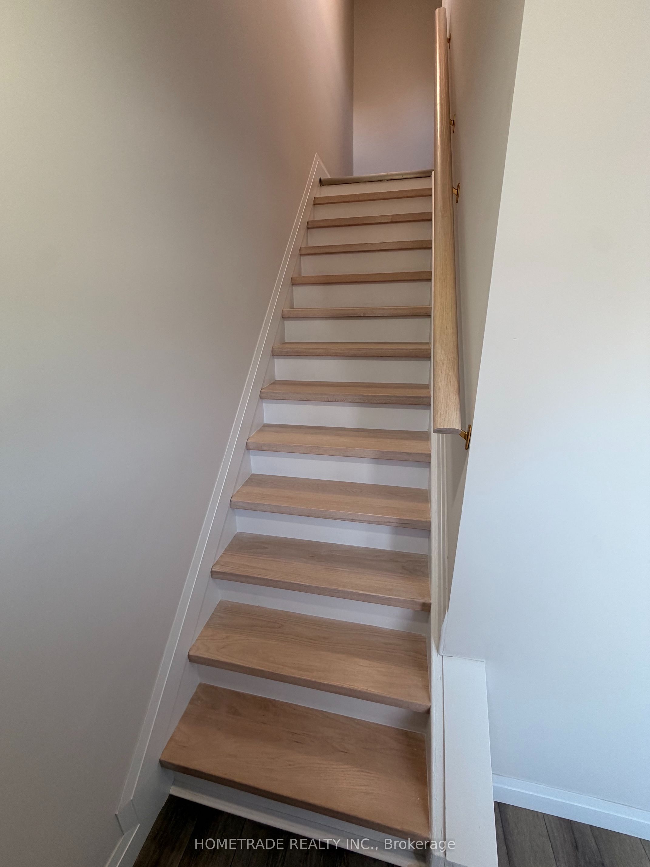 14 Chaucer Crescent Property Photo 10