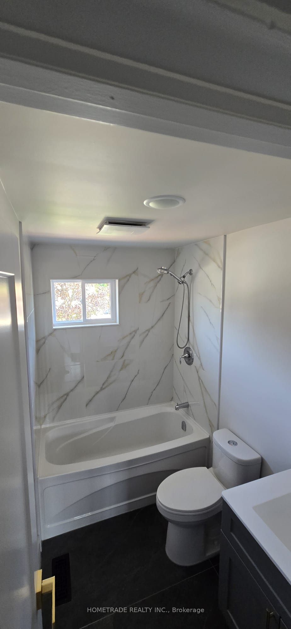 14 Chaucer Crescent Property Photo 18