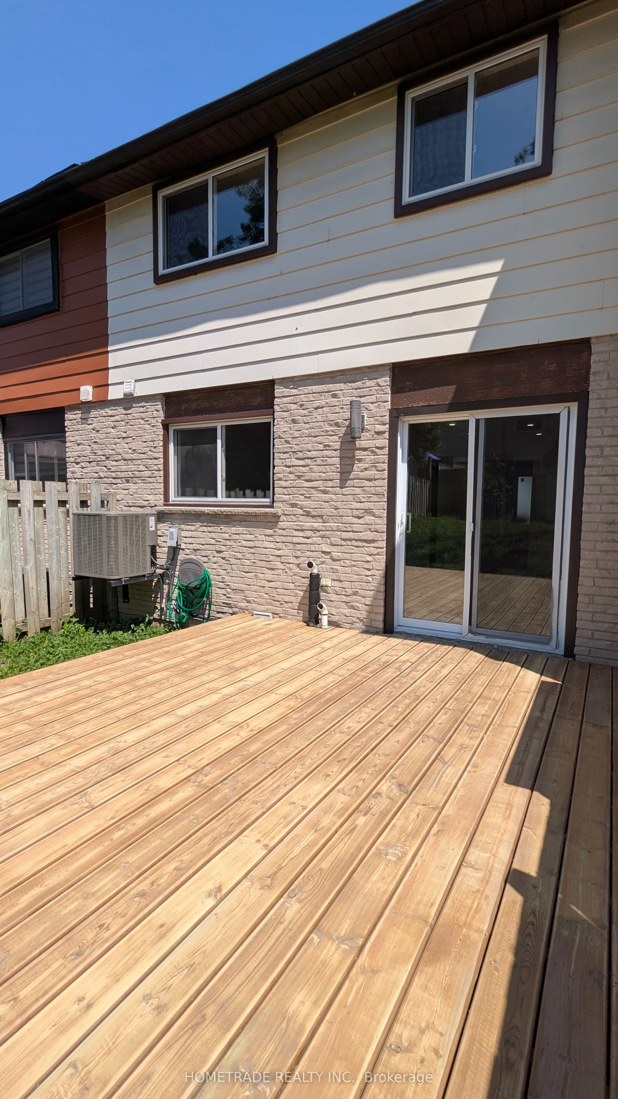 14 Chaucer Crescent Property Photo 23
