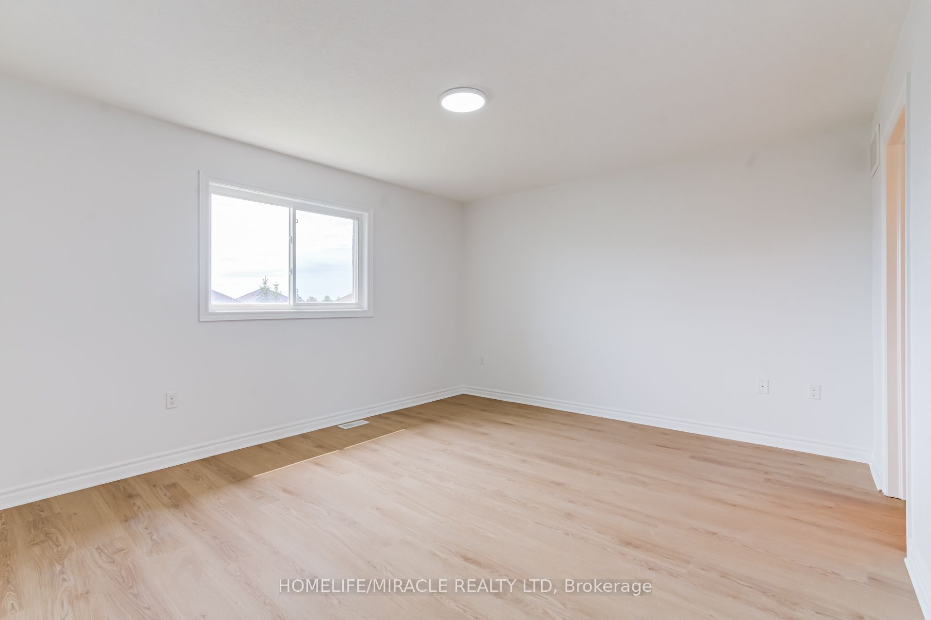 7 Empire Drive Property Photo 22