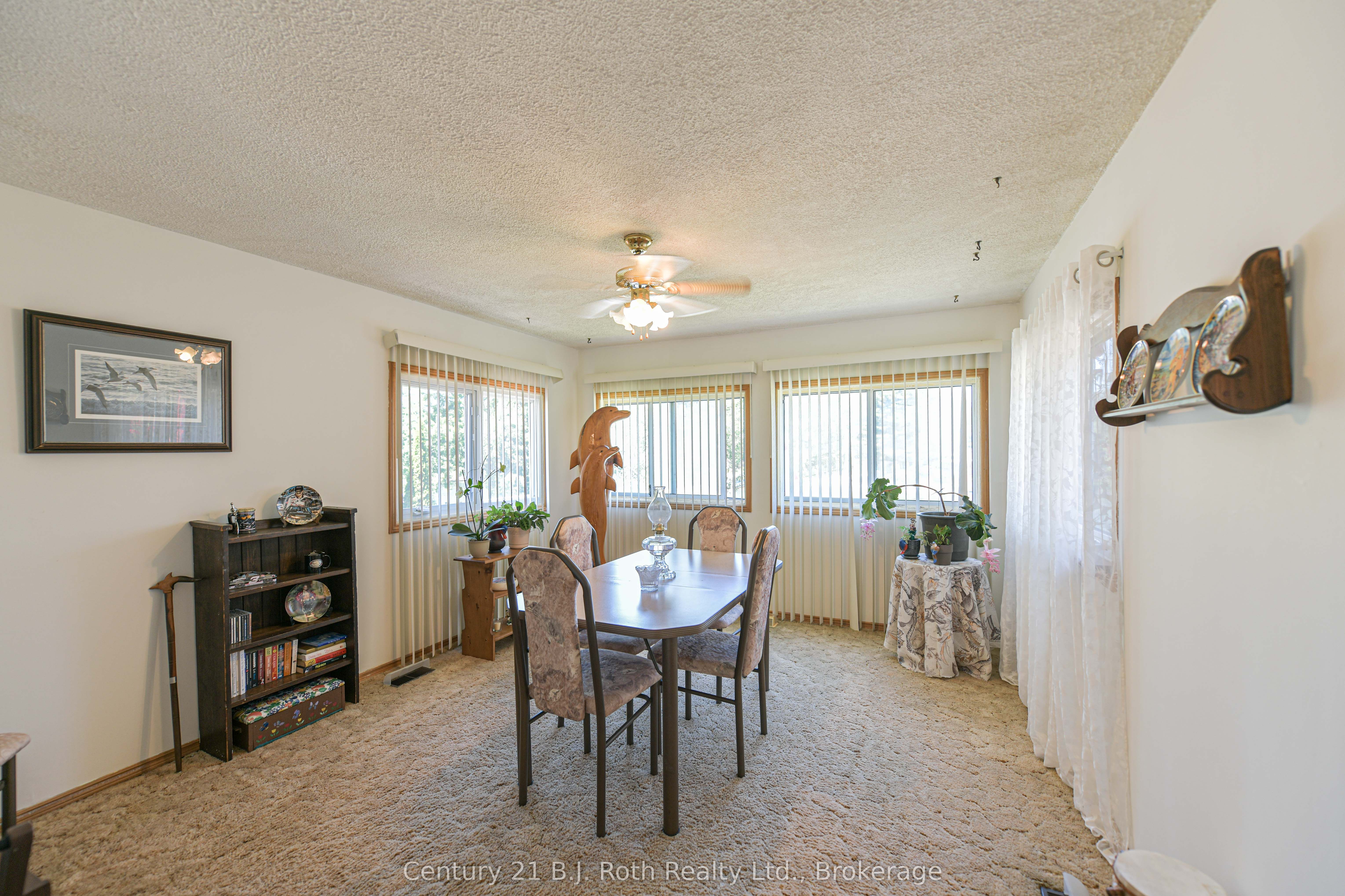 4202 Canal Road Property Photo 13