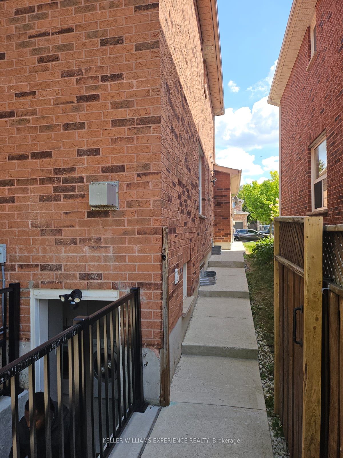 8 Grace Crescent Property Photo 7