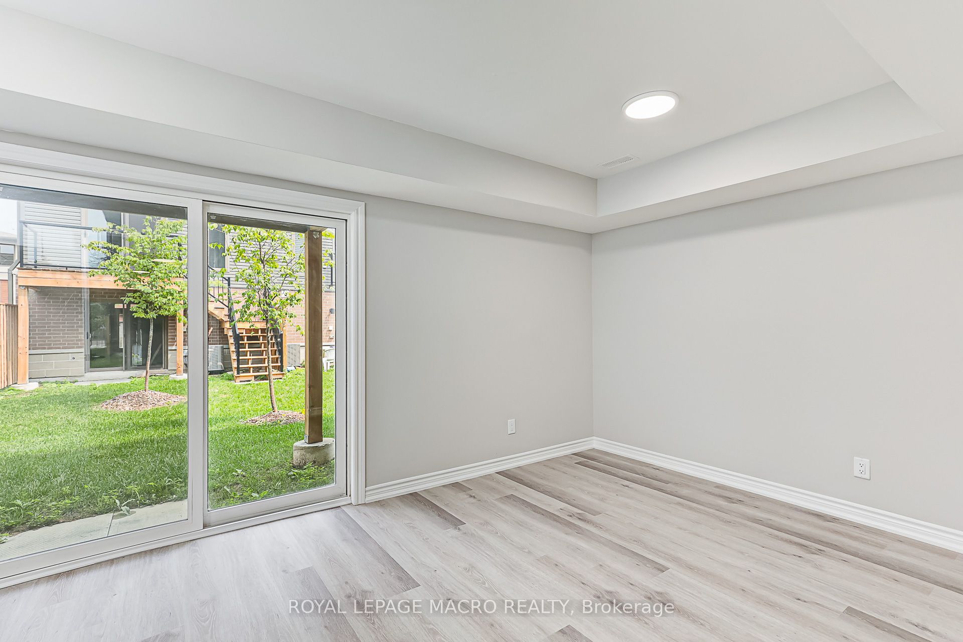 33 Dawson Drive 1 Property Photo 10
