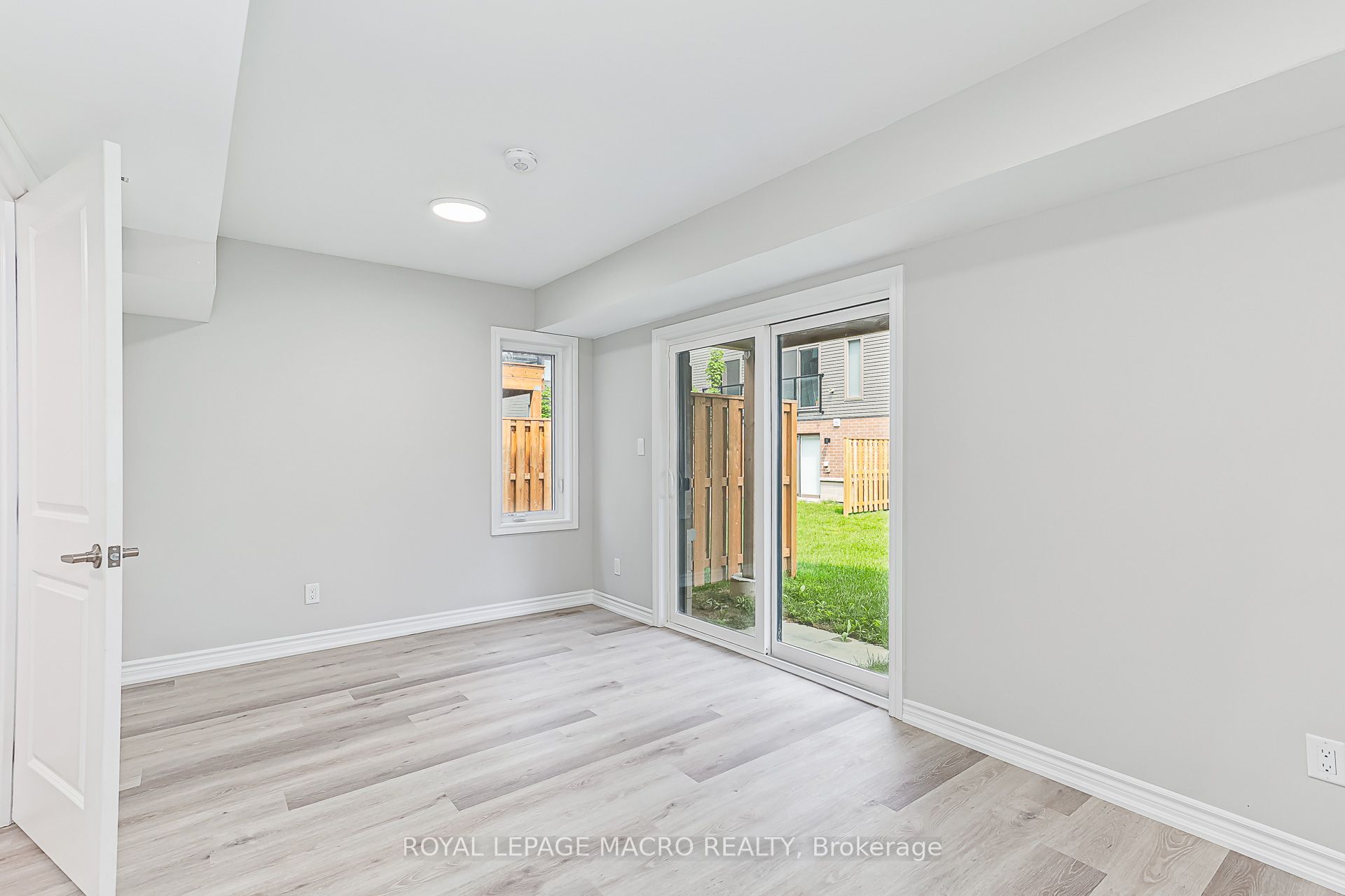 33 Dawson Drive 1 Property Photo 12
