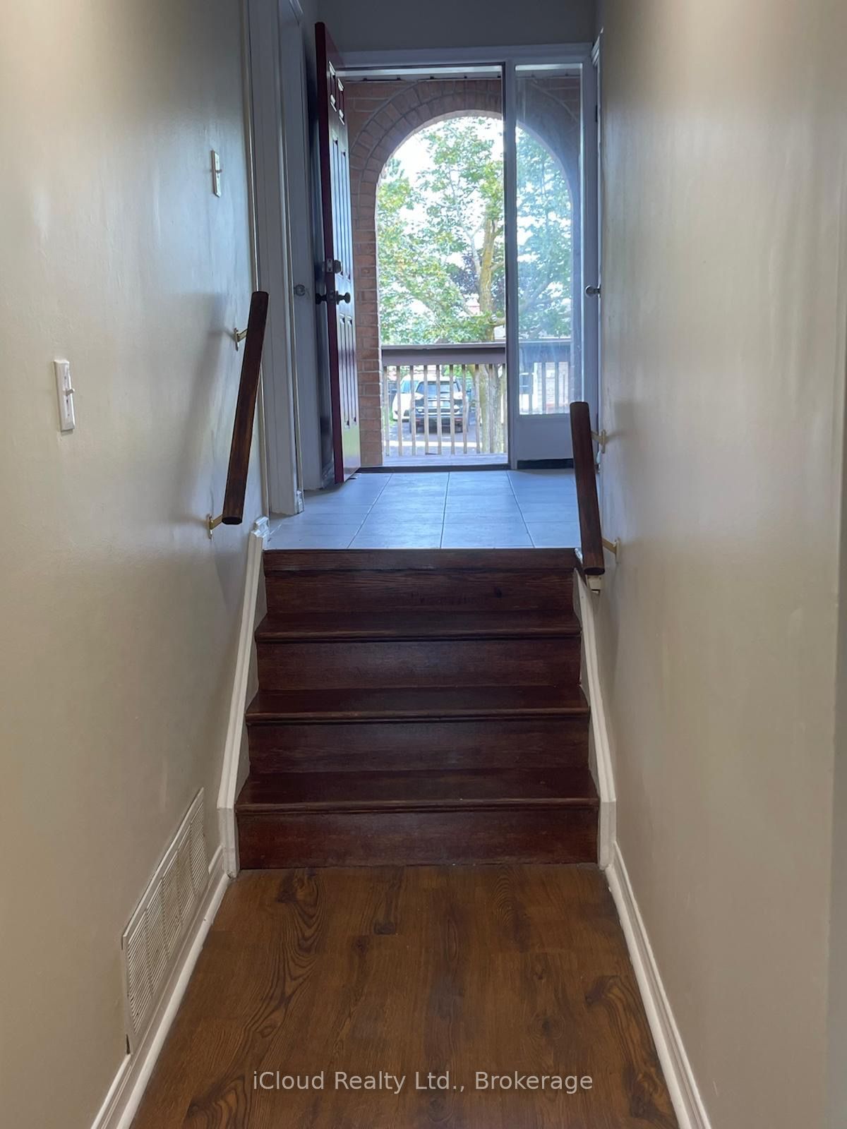 36 Sylvia Street Property Photo 5