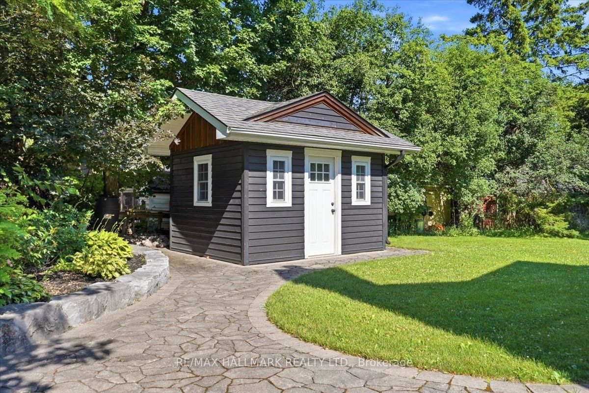 105 Duckworth Street Property Photo 37