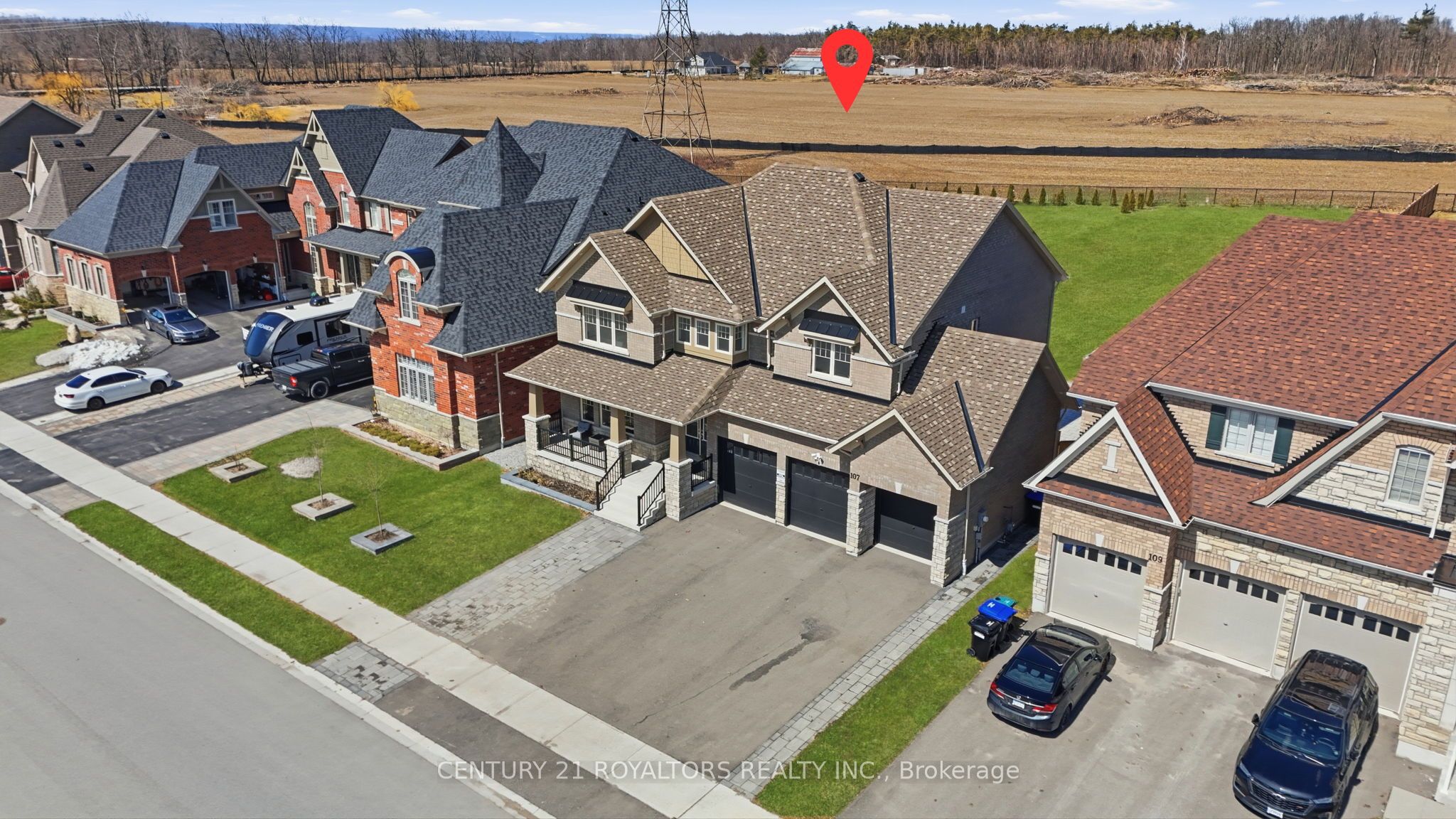 107 Rugman Crescent Property Photo 1