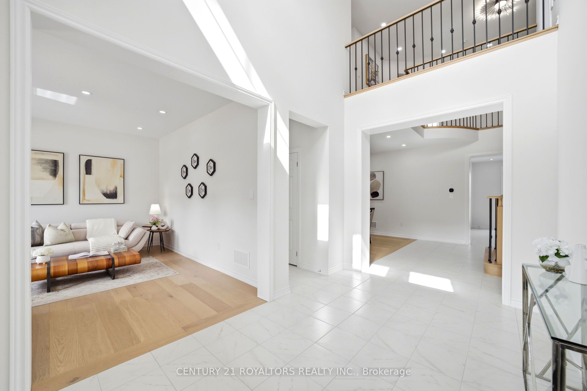107 Rugman Crescent Property Photo 8