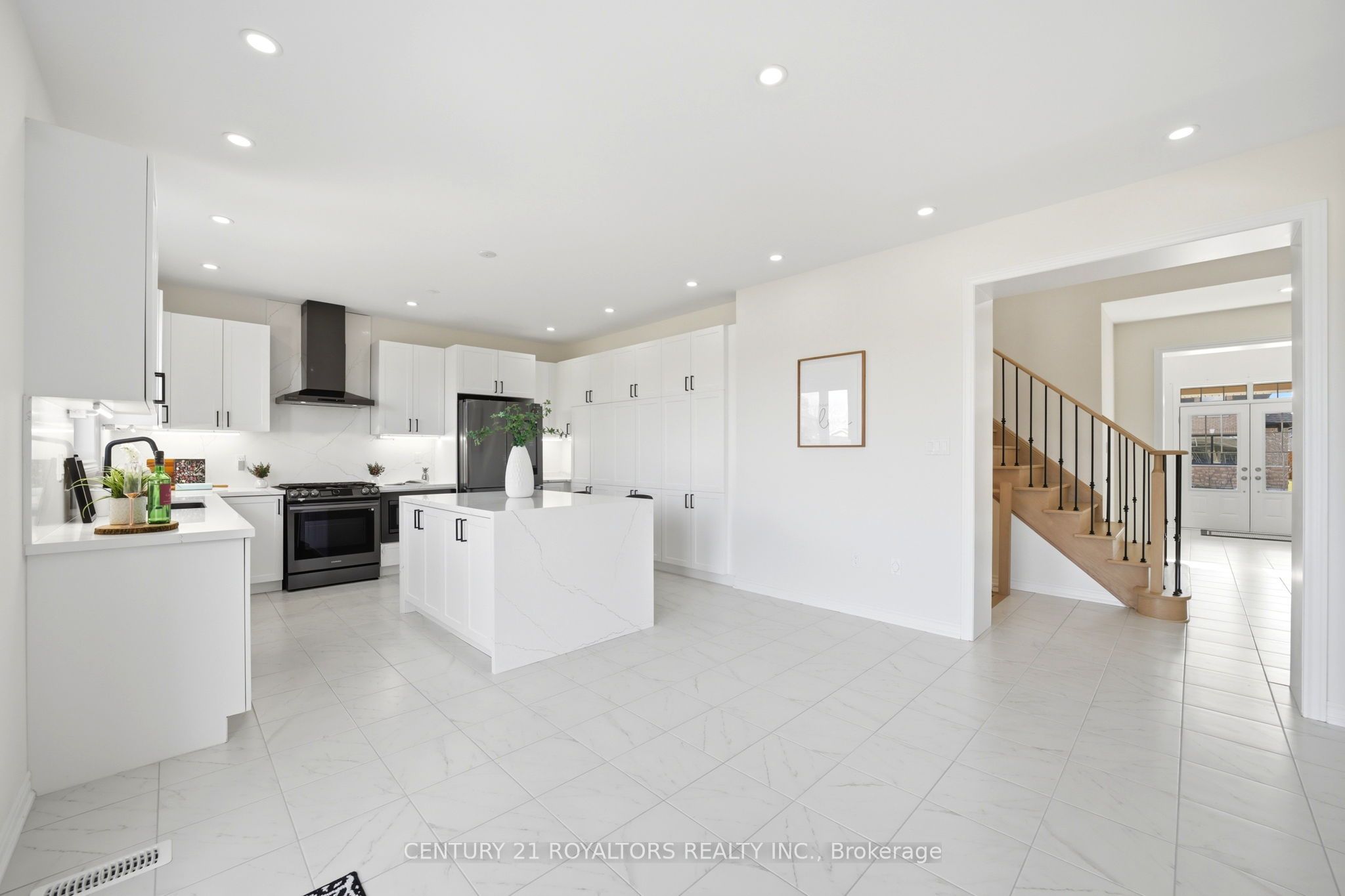 107 Rugman Crescent Property Photo 14