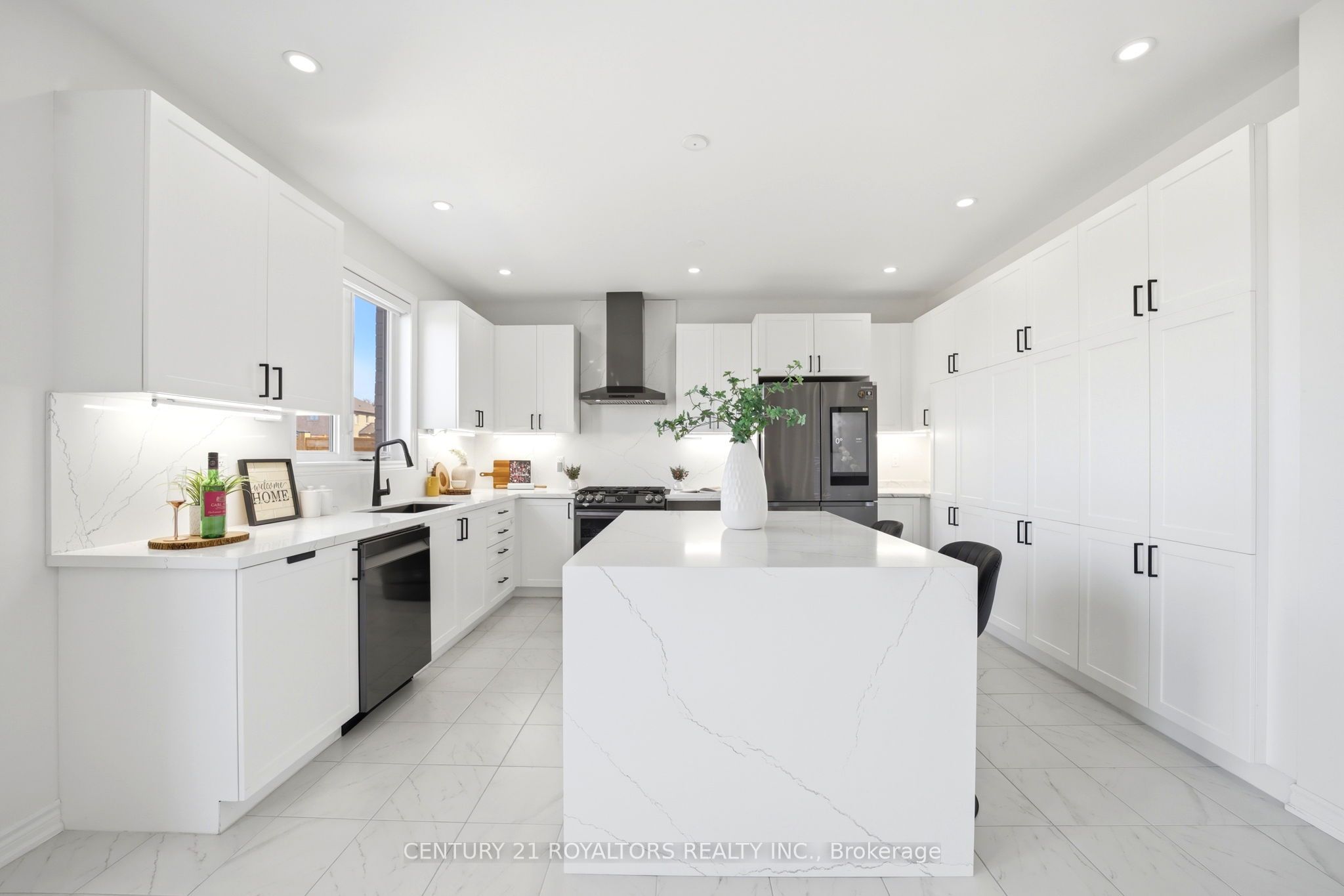 107 Rugman Crescent Property Photo 17