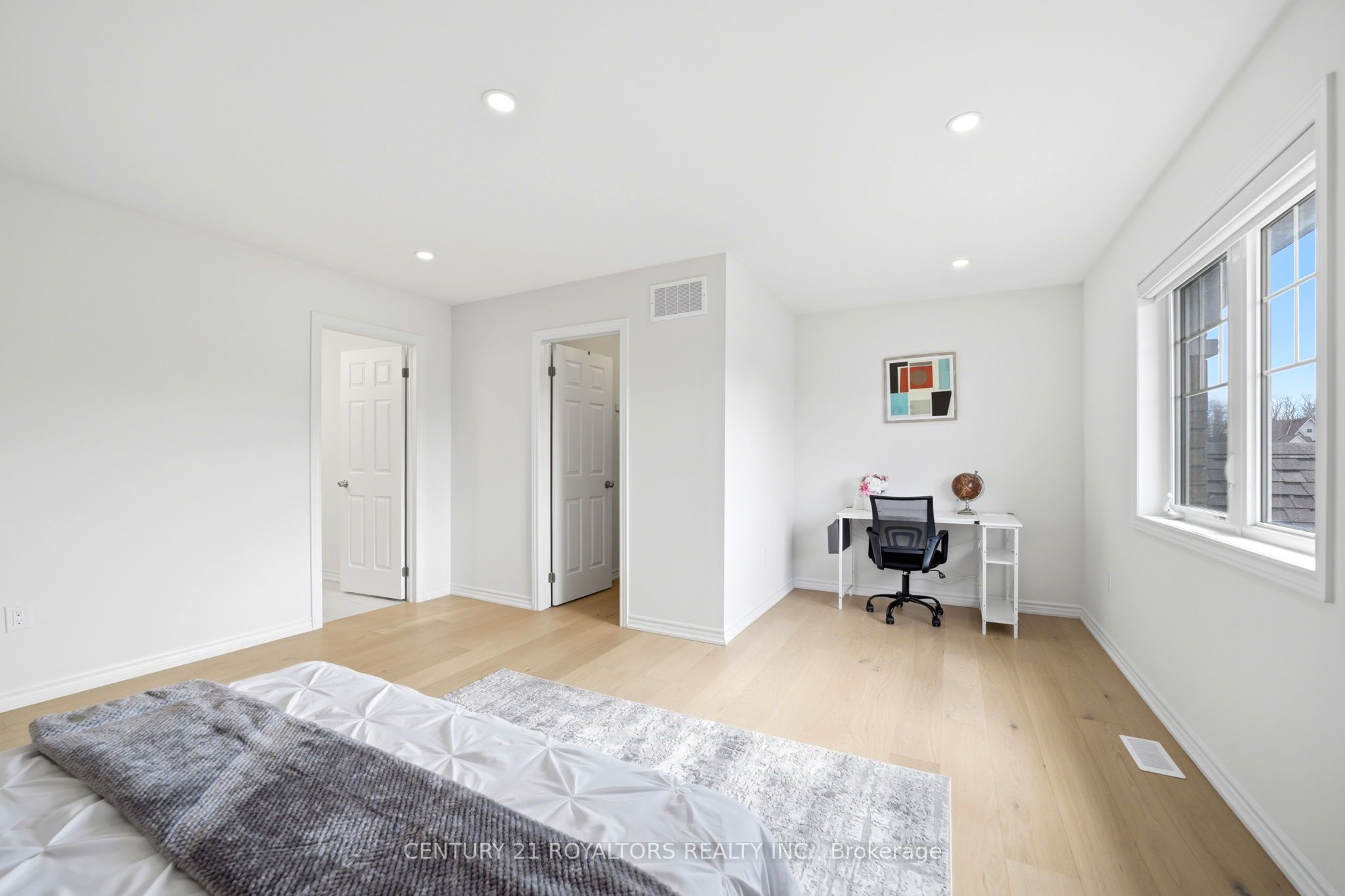 107 Rugman Crescent Property Photo 38