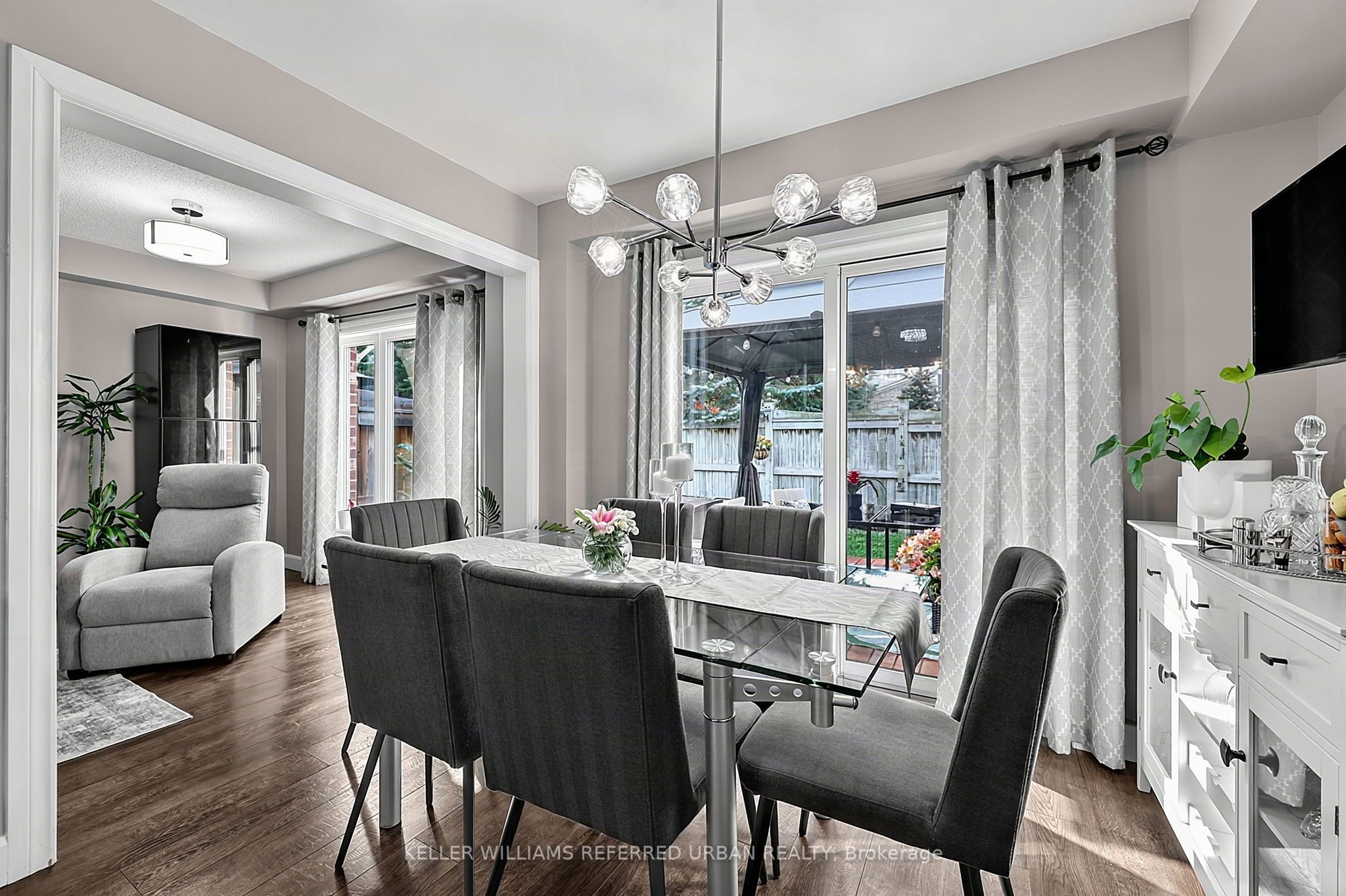 430 Mapleview Drive E 23
