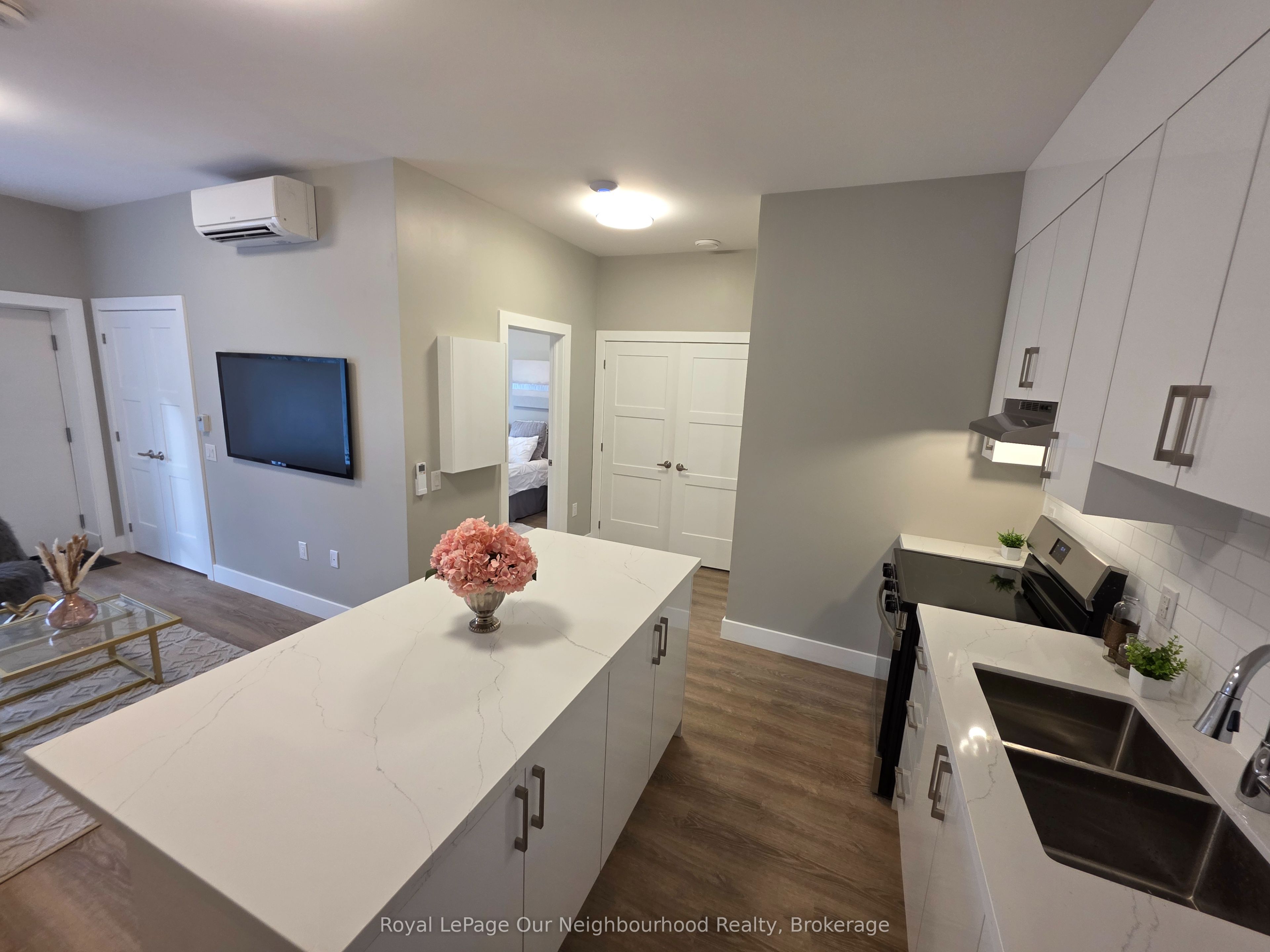 199 Pine Street 6 Property Photo 14