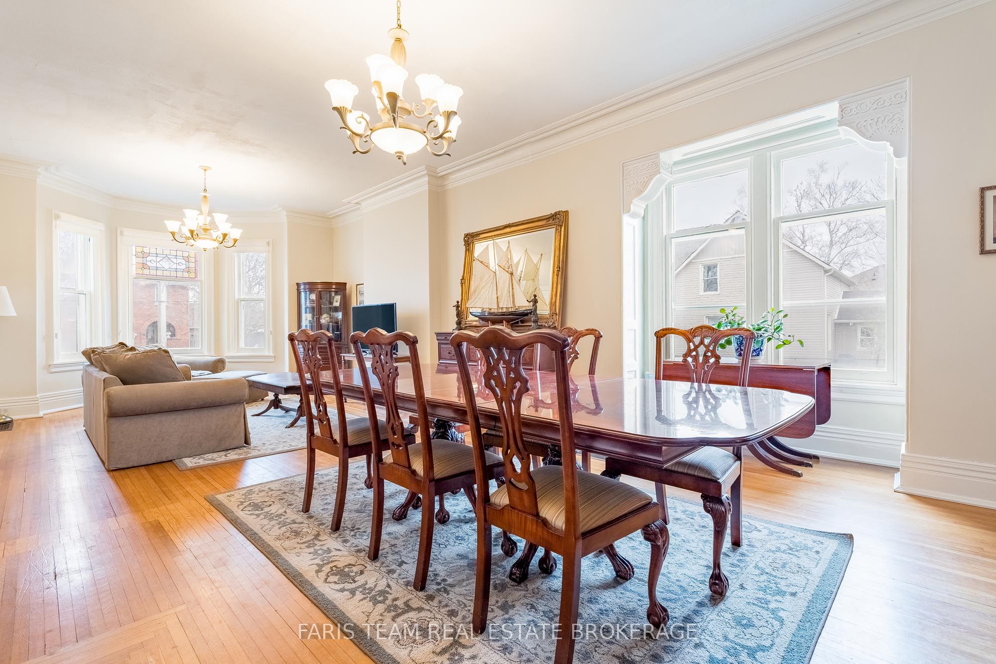 23 Yonge Street S Property Photo 9