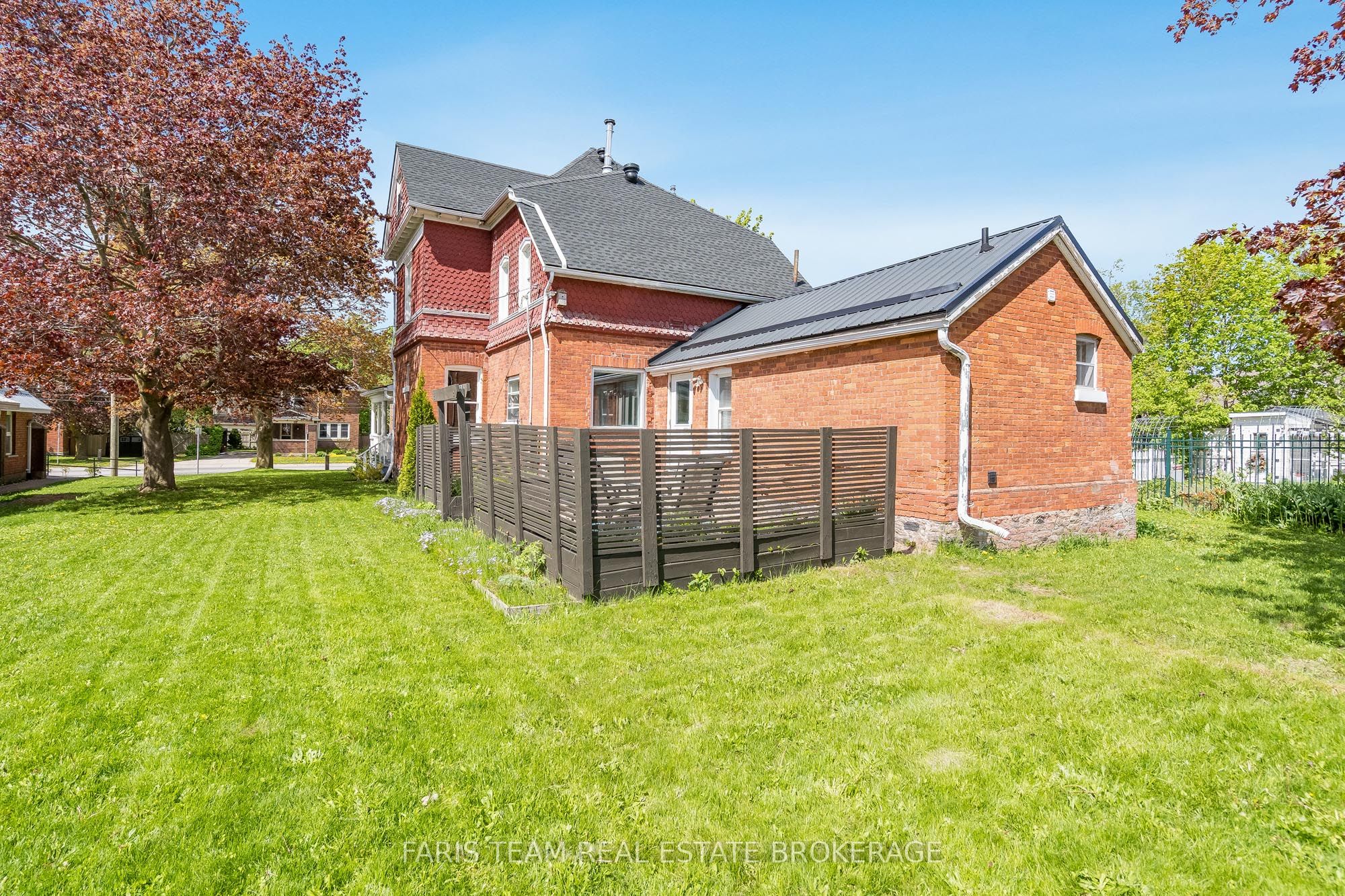 23 Yonge Street S Property Photo 29