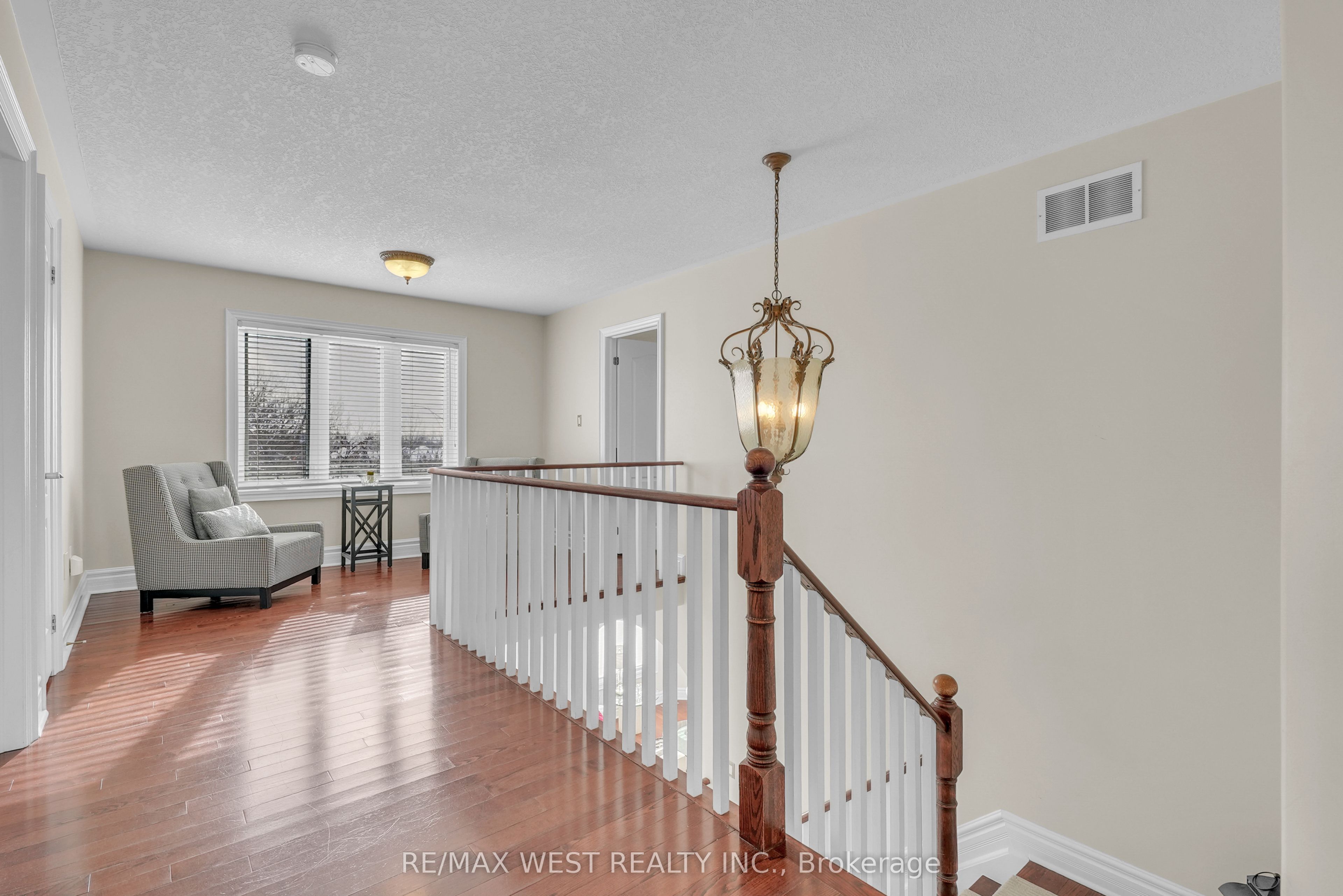 90 Birkhall Place Property Photo 10