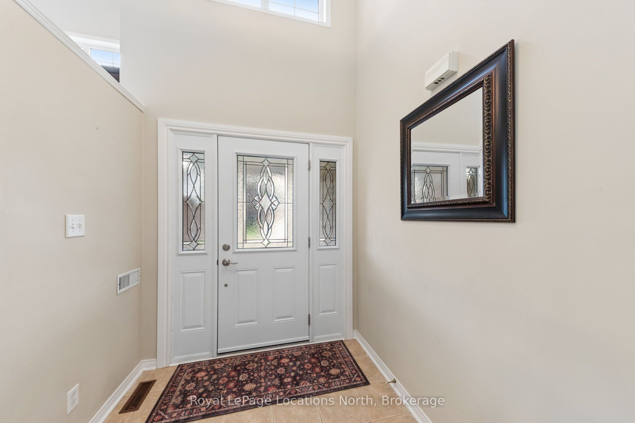 4 Trailwood Place Property Photo 5