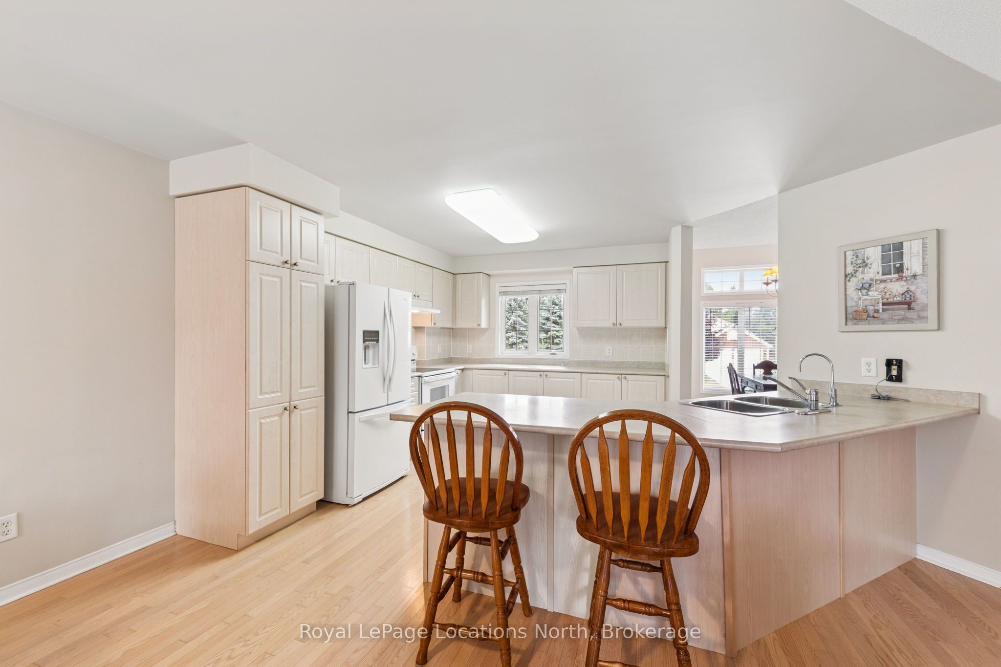 4 Trailwood Place Property Photo 13
