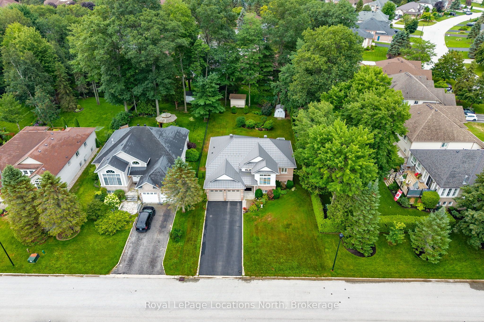 4 Trailwood Place Property Photo 49