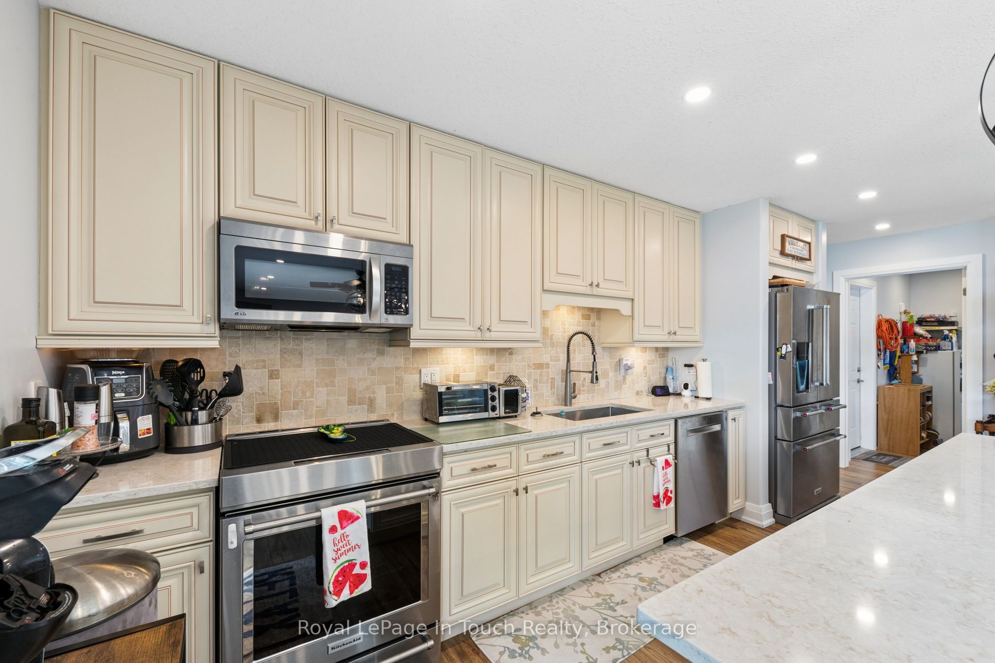 86 Andrew Drive Property Photo 18