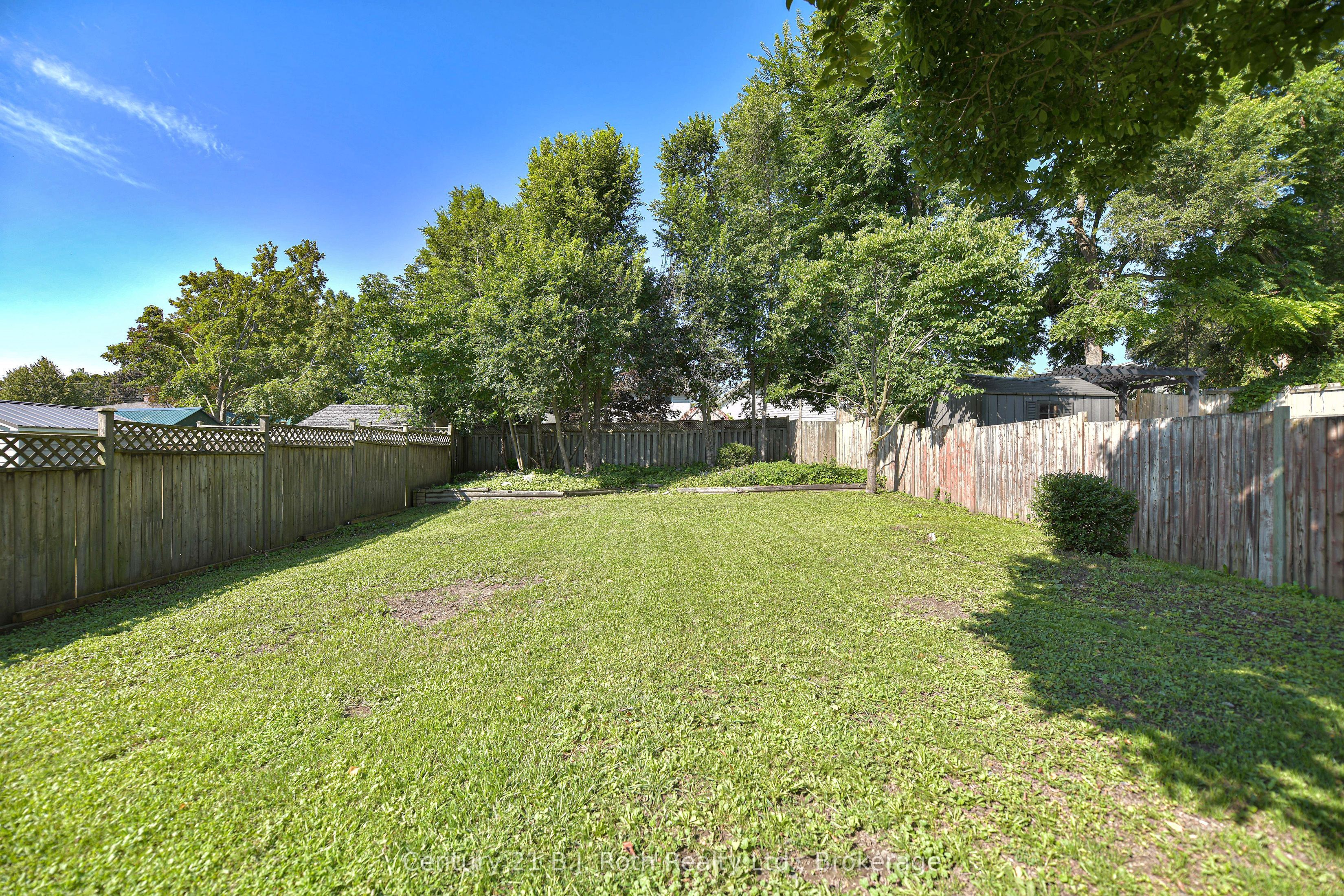 12 Clinton Street Property Photo 9